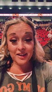 Tiffany Harrigan's Instagram, Twitter & Facebook