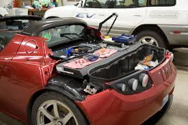 It does not disappoint with this claim, boasting performance statistics to rival super cars. How Long Does It Take To Charge A Tesla Roadster