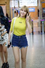 You can also upload and share your favorite hirai momo iphone wallpapers. Hirai Momo Android Iphone Wallpaper 113479 Asiachan Kpop Image Board