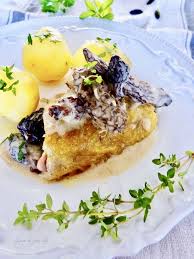 Pintades Aux Morilles A La Creme Grain Pintade Aux Morilles Morilles Alimentation