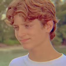 Peyton Bartley (OBXPeyRae17)