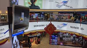 Buy a brand new realme 8 pro and redeem gifts worth rm 569 more promotions? Low Yat Plaza Picture Of Low Yat Plaza Kuala Lumpur Tripadvisor