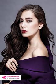 Neslihan Atagul Sac Rengi Sac Sac Modelleri Sac Renkleri Hair Hairstyles Hairmodels Models Bestmodel Actrices Maquillaje Telenovela