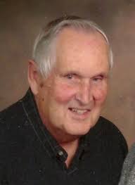 Dale W. Henricks Scholarship