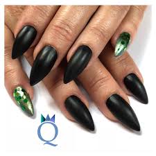 stilettonails gelnails nails black matt green yvesswiss stilettonagel gelnagel nagel schwarz matt grun nagelstud nagel nagelstudio stiletto nails
