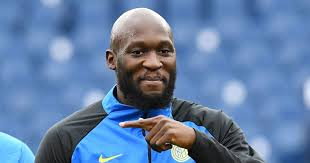 Lukaku is neither married nor engaged. Romelu Lukaku S Response To Mega Money Offer Confirms What He Thinks Of Chelsea Peaknews
