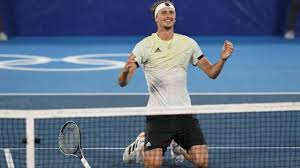 Alexander is de bijna tien jaar jongere broer van mischa zverev, die ook tennis speelt op het professioneel circuit. Bflh2ux5v7tztm