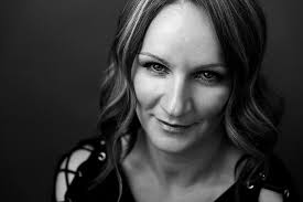 Layers Peeled: Enthüllte Sehnsucht: Layers-Reihe : Silks, Lacey: Amazon.de:  Books