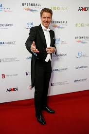 Torsten lang ug (haftungsbeschränkt) neuwieder str. Roter Teppich 2018 Opernball In Nurnberg