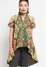 Desain Baju Batik Terpopuler Model Pakaian Model Pakaian Wanita Gaun Batik