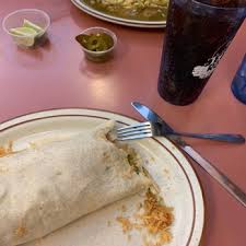 I went on a reconnaissance mission to wahoo's fish tacos in manhattan beach to see what a restaurant with the words fish tacos in its name does with fish tacos. El Rosal No 4 25 Photos 60 Reviews Mexican 3900 Pelandale Ave Modesto Ca Restaurant Reviews Phone Number Menu