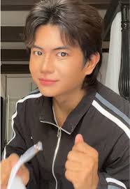 Kinakabahan ang Event Host niyo today huhu