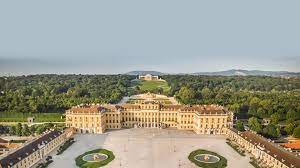 The cheapest way to get from vienna airport (vie) to schloß schönbrunn costs only 2€, and the quickest way takes just 24 mins. Imperiales Erbe Authentisch Erleben Schloss Schonbrunn