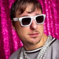 30+ "Michael Mond" profiles