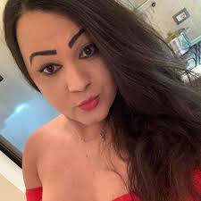 Porque o gado não gosta que ninguém fala que a Micheque teve a primeira  filha com homem casado? Ela sempre foi amante😃