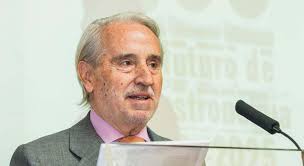 Francisco López Canís, pionero de la gastronomía española, galardonado con  el Premio Nacional 'Toda una Vida'