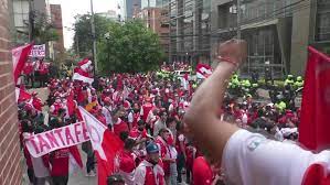 Santiago de cali, or cali, is the capital of the valle del cauca department, and the most populous city in southwest colombia, with an 2,227. Colombia Football Fans Fill Bogota Streets As America De Cali Wins League Title Video Ruptly