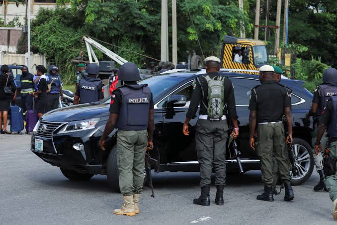 Nigerian police bolster security in capital Abuja with more manpower |  Reuters