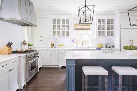 My island is chelsea gray by bm and wall color is usuful gray by sw. Hale Navy And White Dove Kitchen Novocom Top