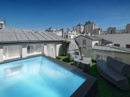 6 Superbes Hotels Avec Piscine Privee Dans Votre Chambre En France