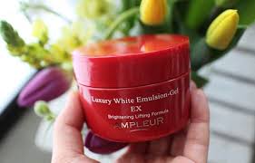 アンプルール エマルジョンゲル 口コミ体験談 リアルに６ヶ月使ってみた ゲル 美容 アンプ