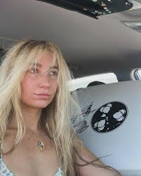 Paige Small (@paigeesmall) • Instagram photos and videos