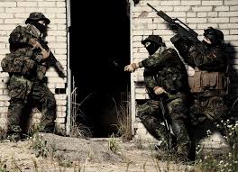 Je výrobcem kuličkových šroubů a jiných přesných komponent, je celosvětově vyhledávaný partner výrobců strojů a zařízení. Msig Warrior Physical Fitness Test Ksk Germany