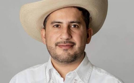 Carlos Manzo toma protesta como alcalde de Uruapan, el primero por vía independiente - El Sol de Morelia