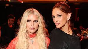 Ashlee Simpson reveals she never felt the need to be like sister Jessica  but says theyve always been very close | Daily Mail Online