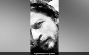 If you enjoyed the video leave a like, comment, and subscribe for more songs collections. Time Now For A Trim And To Get Back To Work Shah Rukh Khan In New Post