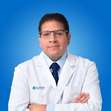Dr. Bernabé Reyes Corona