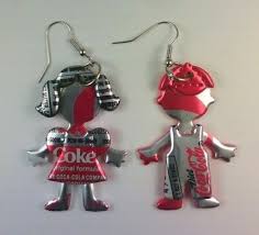 Love These Earrings Made Out Of Coke Cans Coke Can Crafts Pop Can Art Pop Cans