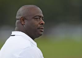 Photos: Broadmoor hosts Walker for impromptu mud bowl