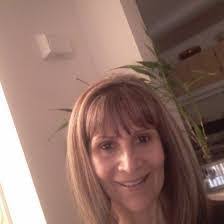 Lori Rodewald's Instagram, Twitter & Facebook