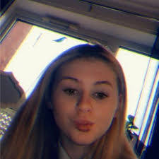 Sophia Hatch's Instagram, Twitter & Facebook