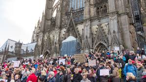 Apéritif et mises en bouche ; Agressions Sexuelles Du Nouvel An 2016 En Allemagne Wikipedia