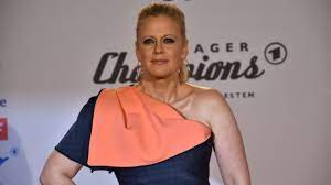 Barbara schöneberger (47) ist die wohl derzeit erfolgreichste moderatorin im deutschen fernsehen. Barbara Schoneberger Warum Reicht Sie Nicht Die Scheidung Ein Schlager De