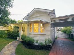 We would like to show you a description here but the site won't allow us. 20 California Bungalow Ideas California Bungalow Facade House House Exterior