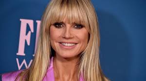 Heidi Klum schaut zu ihren Söhnen mit Seal auf