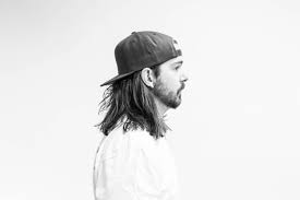 Laser hat manufacturers claim their devices help you grow thicker and healthier hair in as little as three months. 16 Hat Styles For Guys With Long Hair