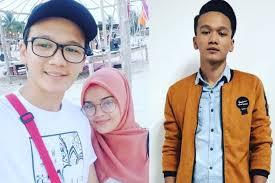 Meskipun tanpa rakan seperjuangan remy manaf yang. Biodata Apex Tajudin Peserta Mentor Milenia 2019 Iluminasi