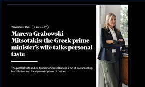 Με μπαστούνι εμφανίστηκε η μαρέβα μητσοτάκη στο μνημόσυνο για τα τέσσερα χρόνια από τον θάνατο του κωνσταντίνου μητσοτάκη στα χανιά. Mareba Mhtsotakh Milhse Gia To Kommwthrio Ths Tis Pilates Kai Tis Karfitses Cartier Aftodioikisi Gr