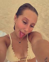 My name is Ashlyn Spiker and I'll be attending ASU to major in Nursing and  I'll be living in an apartment by the Tempe campus!! I'm originally from  AZ. I love shopping,