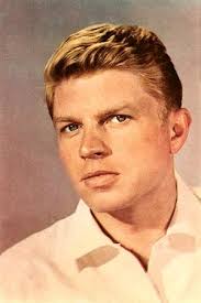 Robert Crewdson: Movies, TV, and Bio