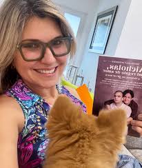 Amigos los invito a que me acompañen este viernes a las 6 PM en  @sentircubano para la presentación de este libro “Nicholas, mi regalo de  amor”, de Yordanka Fernández, la madre de @