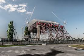 The 'sarcophagus' that encased unit 4 of the chernobyl nuclear power plant is a giant metal concrete and structure that was hastily constructed as an emergency measure in 1986 to halt the release of radiation into the atmosphere following the explosion. Gallery Of The Architecture Of Chernobyl Past Present And Future 11