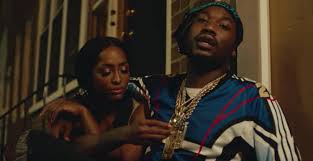 Yeah, you gone fall through every time a n***a call you that's why i ball how i ball when i spoil you we was in miami, first time i saw you i was in a phantom when i pulled up. Meek Mill Releases A Music Video For His Fall Thru Single