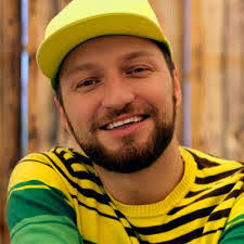 Patrick Abele's Instagram, Twitter & Facebook