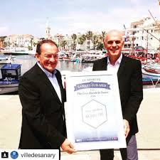 L'information avait fuité quelques minutes avant le direct du journal de 13h de tf1. Sanary Sur Mer Elu Plus Beau Marche De France Sur Tf1 Le Blog De Paul Tian