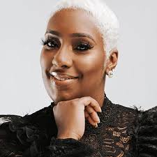 TOP 30 Influential Women: Mover & Shakers